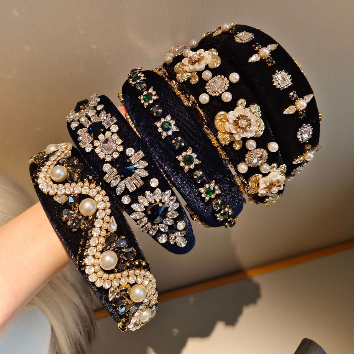 Autumn and Winter Hot Sale Ret - огляд і ціна Women Accessories Sale