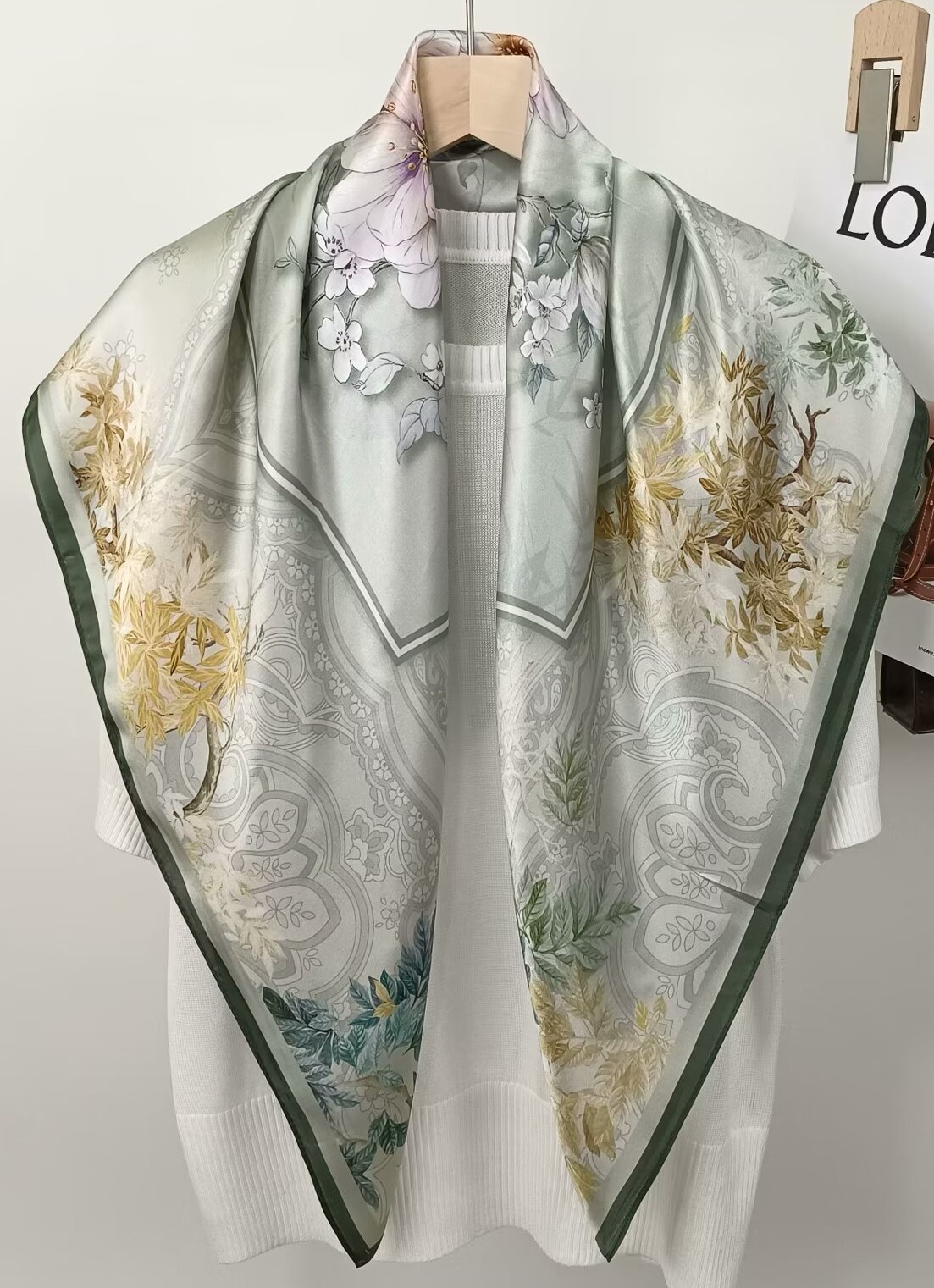 90CM Mulberry Silk Printed Squ - огляд і ціна Silk Scarf Square